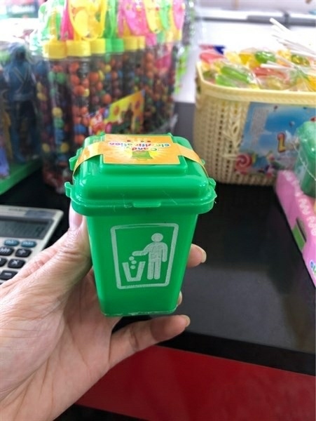 Kẹo thùng rác
