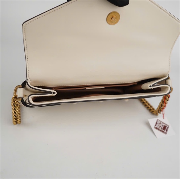 Túi GG con ong trắng hạt ngọc 24cm KG+