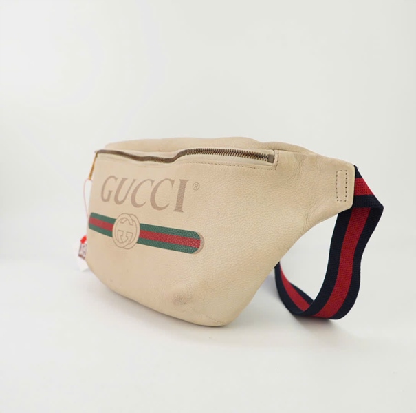 Túi GG đeo bụng trắng KG+