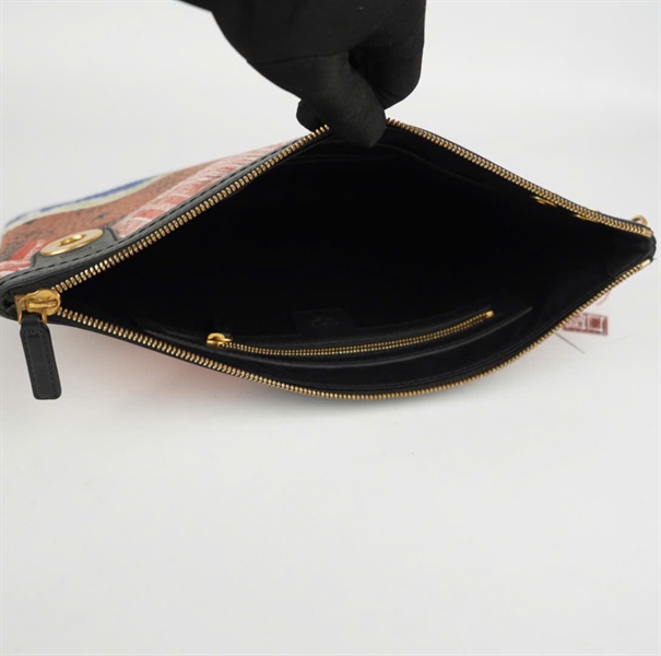 Túi MCM màu nâu in chữ size 40 KG+