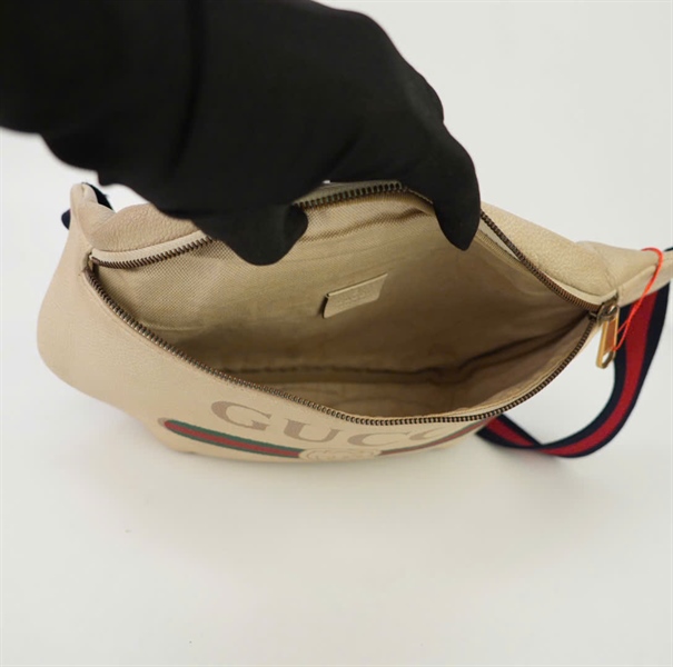 Túi GG đeo bụng trắng KG+