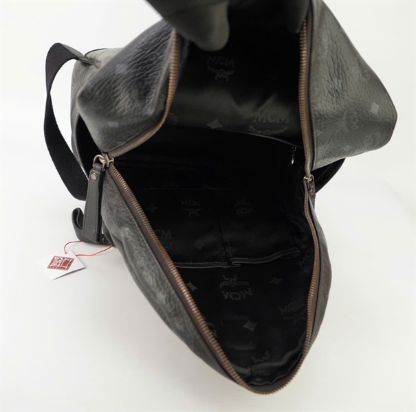 Balo MCM màu xanh đen TB+