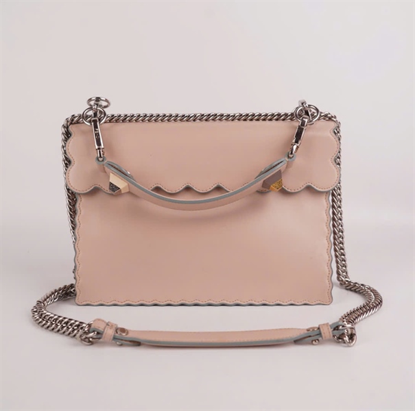 Túi Fendi hồng nude 26cm KG+