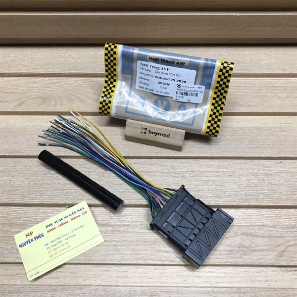 Đuôi IC Fu Led, 18, 20, AV-G316 K73 ( chốt Xám gài ) ( 21 dây )