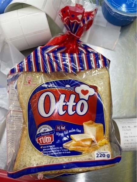 Bánh Mì Tươi Otto Sandwich Lạt 220G