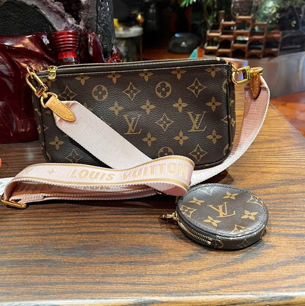 Túi LV hoa nâu kẹp nách kèm pound tròn 24cm +