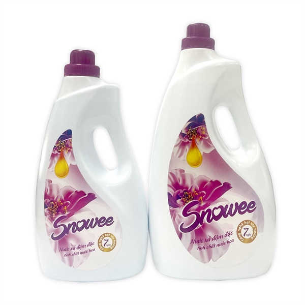 Nước xả vải đậm đặc Snowee 1.8Kg (6chai/Thùng)