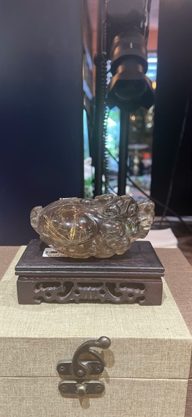 Long quy thạch anh tóc vàng 286853 (s21)