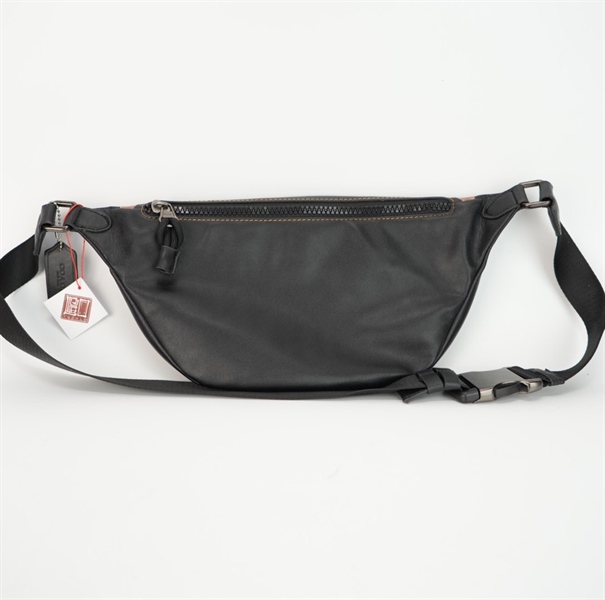 Túi bao tử Coach nâu ++