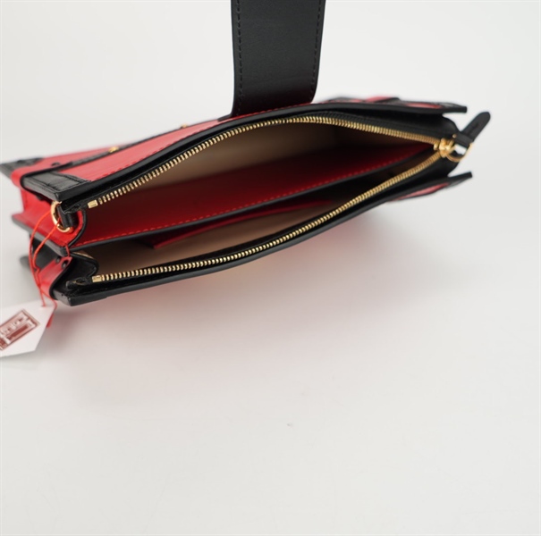 Túi LV đỏ viền đen khóa vàng s22 ++