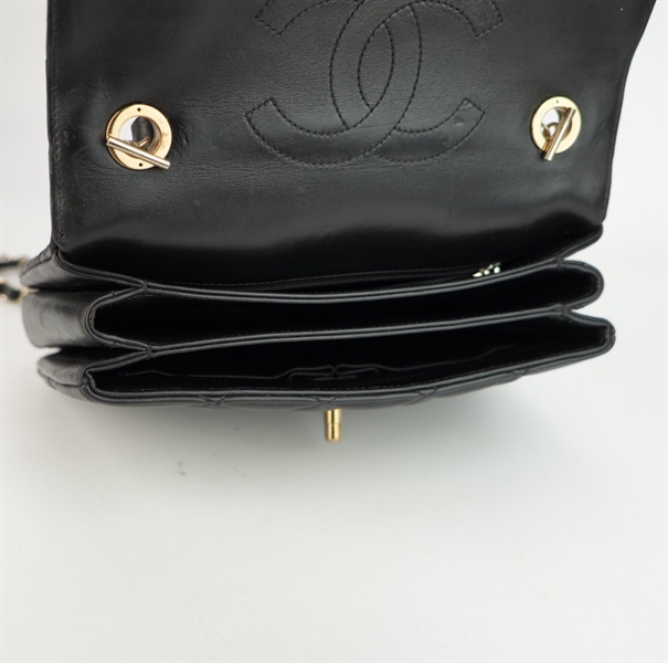 Túi Chanel đen quai xách size 24 ++