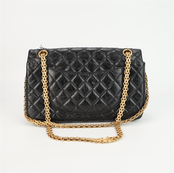 Túi Chanel đen khóa vàng size 23++