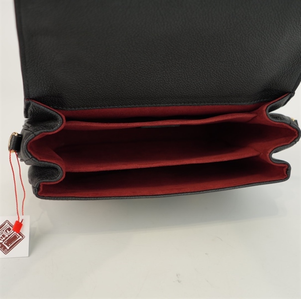 Túi LV metis đen hoa trắng TB+