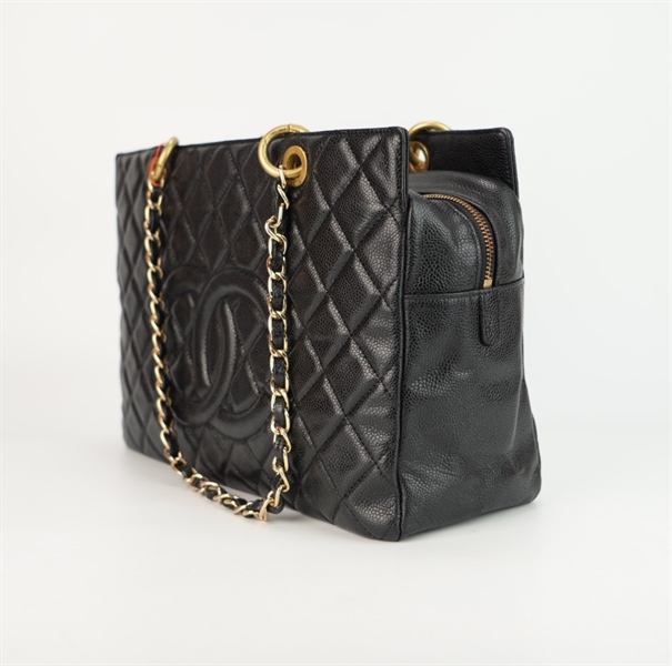 Túi Chanel đen logo nổi size 32++