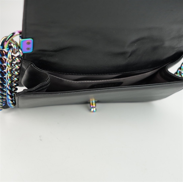 Túi Chanel đen viền dây xích size 24 ++