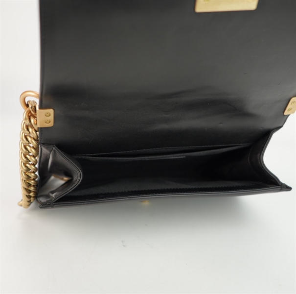 Túi Chanel đen quai xách viền xích size 24 ++