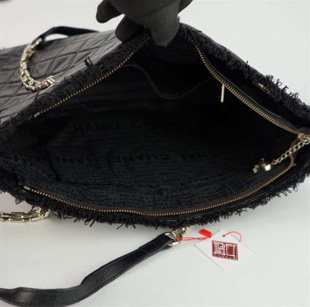 Túi Chanel đen viền lông size 35 ++