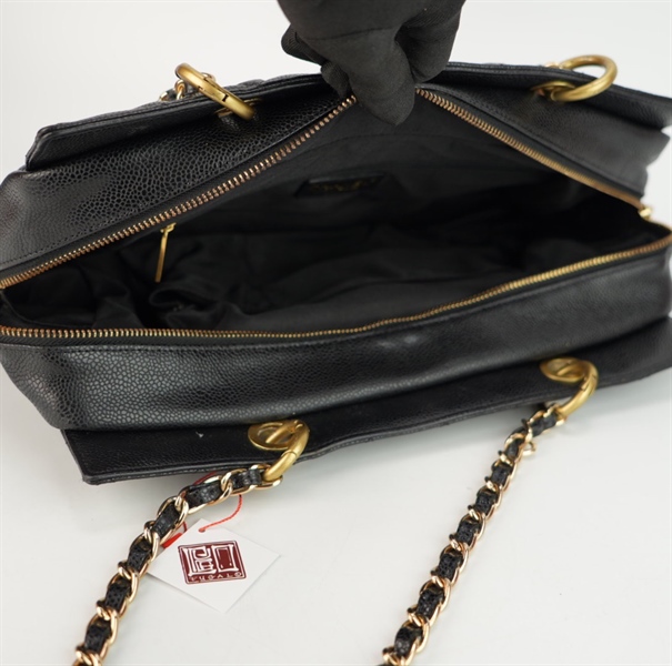 Túi Chanel đen logo nổi size 32++