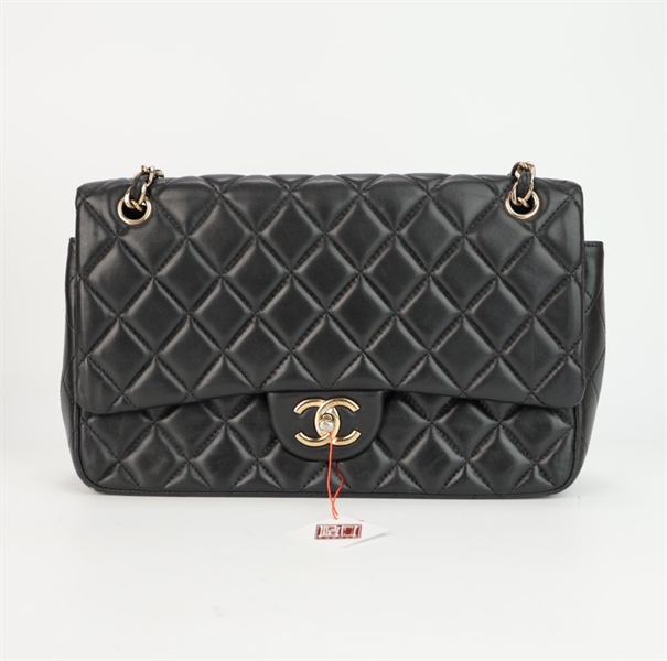 Túi Chanel đen khóa logo vàng size 30++