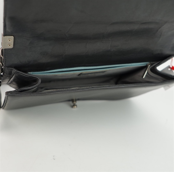 Túi Chanel đen khóa bạc size 30 ++