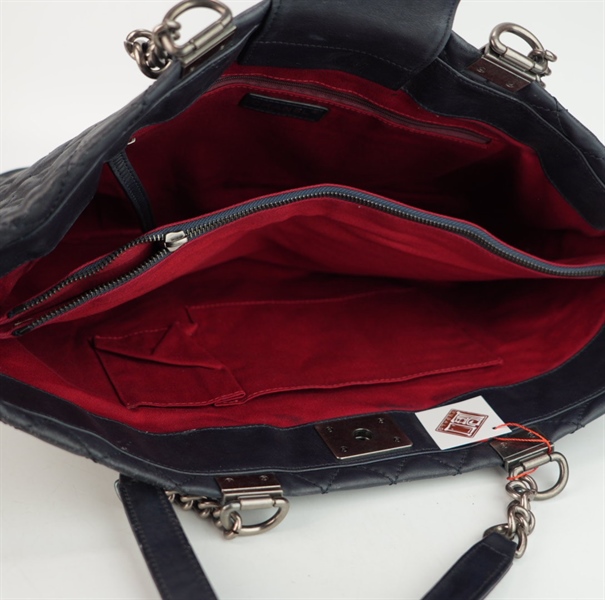 Túi Chanel đen lòng đỏ size 40++