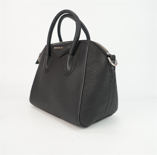 Túi Givenchy màu đen size 28 ++