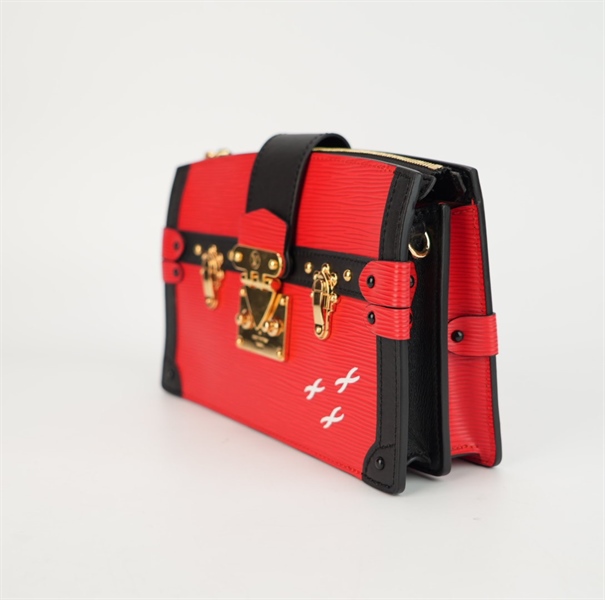 Túi LV đỏ viền đen khóa vàng s22 ++