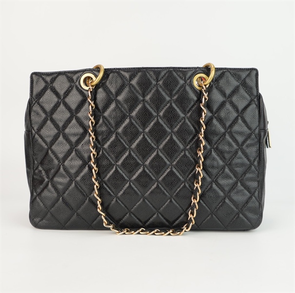 Túi Chanel đen logo nổi size 32++