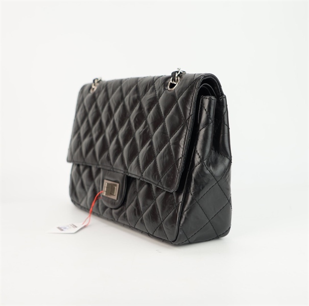 Túi Chanel đen khóa xoay bạc size 30++