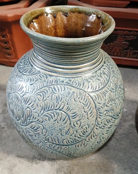 BÌNH VÒ BẦU HOA DÂY