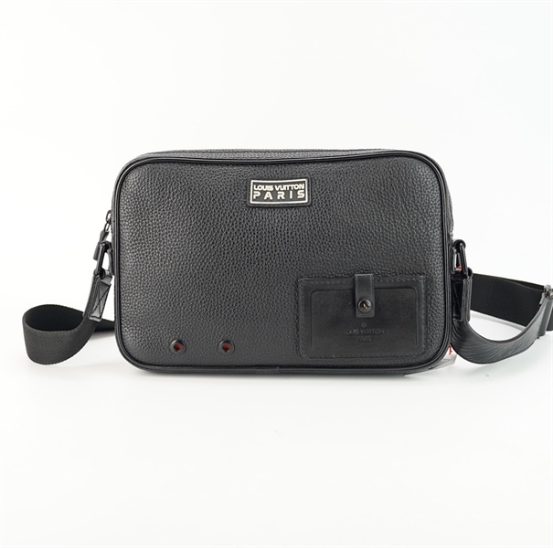 Túi LV đen lòng cam s26 KG++