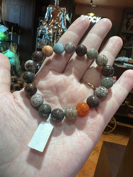 Vòng tay thạch anh ưu linh vân đục +