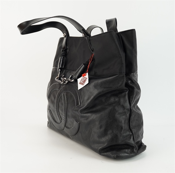 Túi Chanel đen logo chìm size 40 KG++