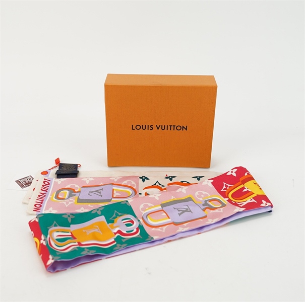 Khăn LV họa tiết kG+