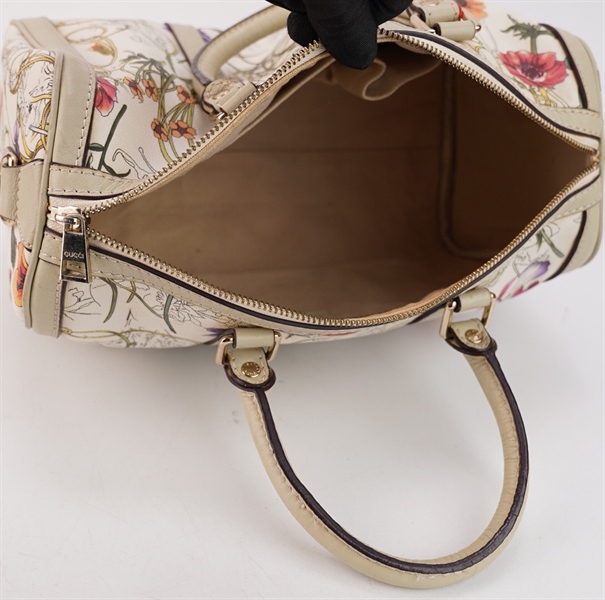 Túi GG trắng in hoa S35 KG++