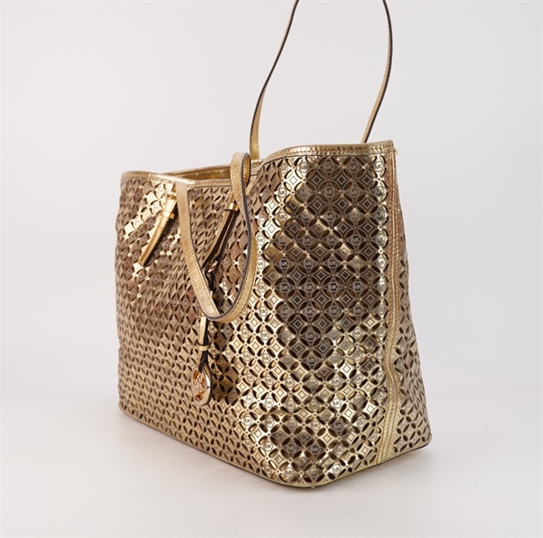 Túi MK vàng có charm s40 KG++