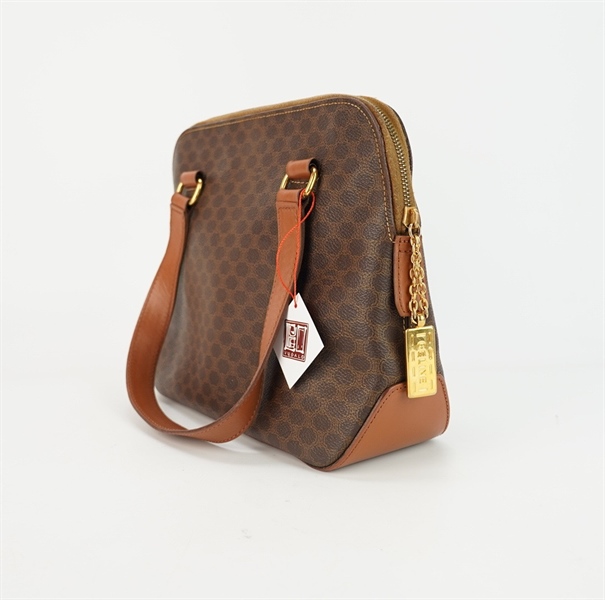 Túi Celine nâu khóa kéo charm vàng s28 KG+