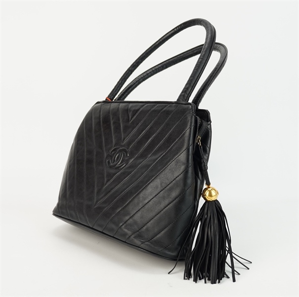 Túi Chanel đen có tua rua s25 KG+
