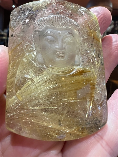 Mặt Phật thạch anh tóc vàng +