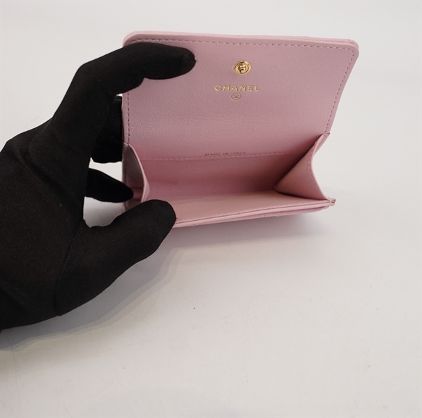 Ví Chanel màu hồng KG+