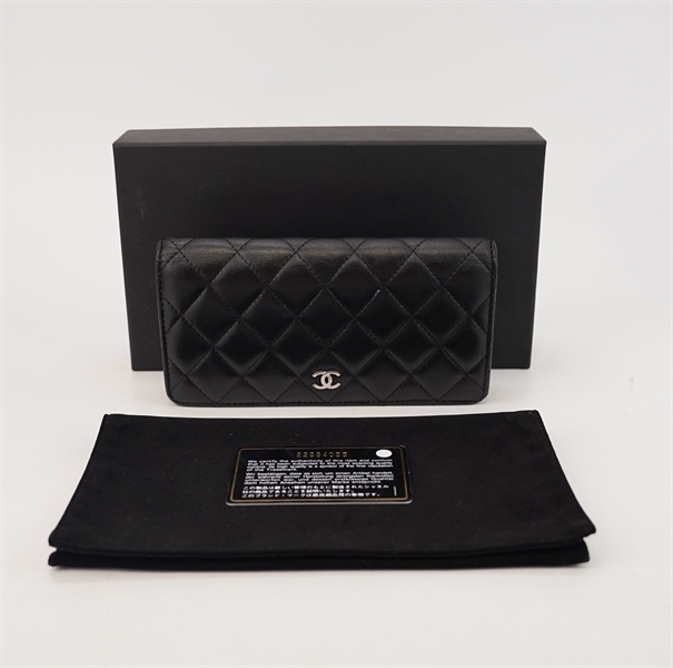 Ví Chanel đen gập 2 KG+