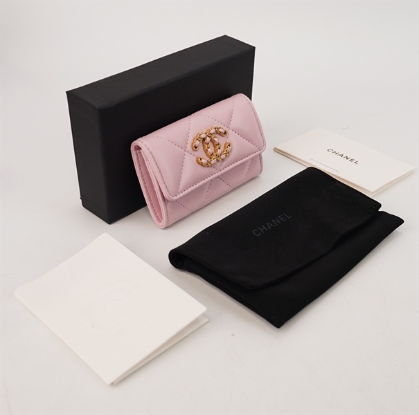 Ví Chanel màu hồng KG+