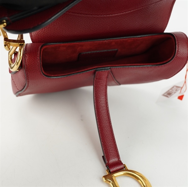 Túi Dior yên ngựa màu đỏ TB+