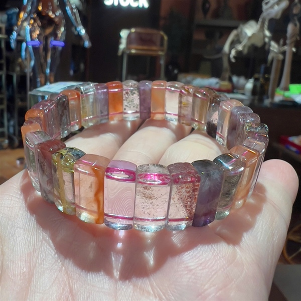 Vòng tay thạch anh đa sắc bình dân +
