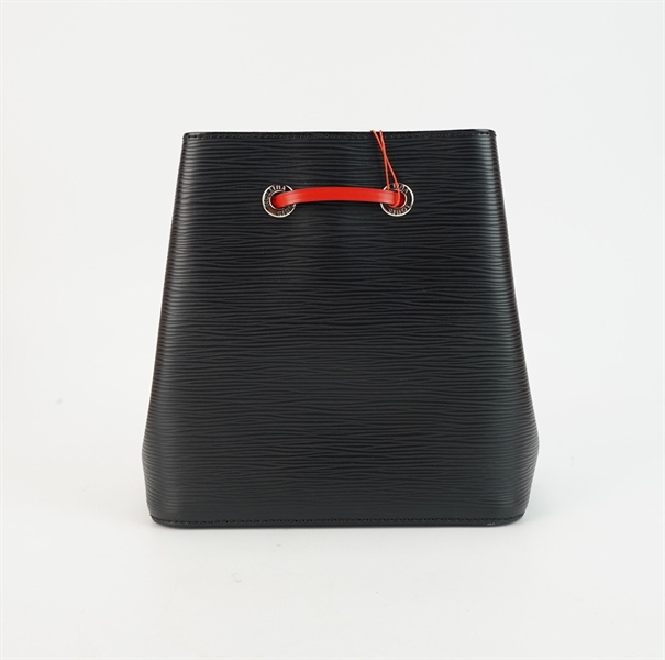 Túi LV đen lòng xanh dương dây rút đỏ S22 TB+