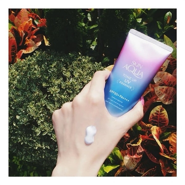 KCN SKIN AQUA TONE UP ESSCENE TÍM 80G