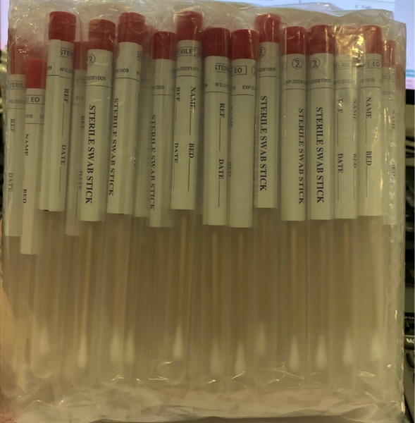 Que tăm bông cán gỗ (Túi 100 cái)