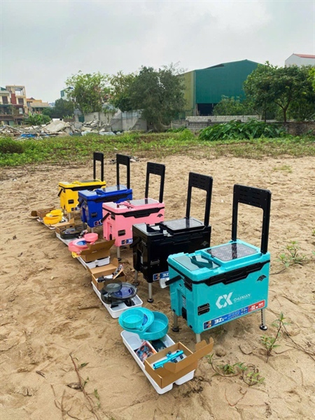 Thùng câu đài có ghế tựa