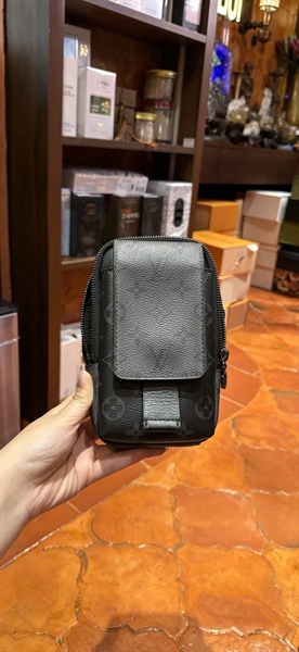 Tứi LV đeo chéo hoa xanh đen +