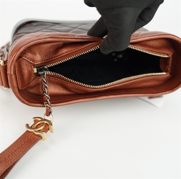 Túi Chanel Gab đen phối nâu size 20 +